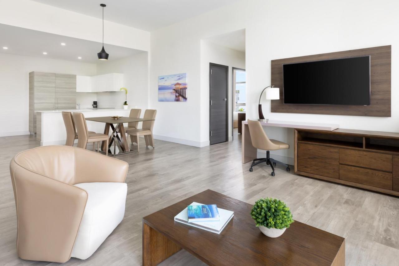 Costa Hollywood Beach Resort - An All Suite Hotel Extérieur photo